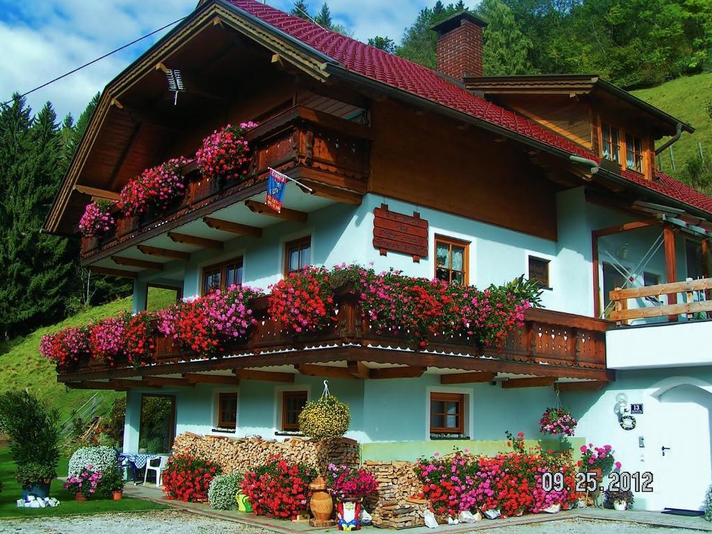 Haus Othmar Schabuss Guest House Bad Kleinkirchheim Eksteriør bilde